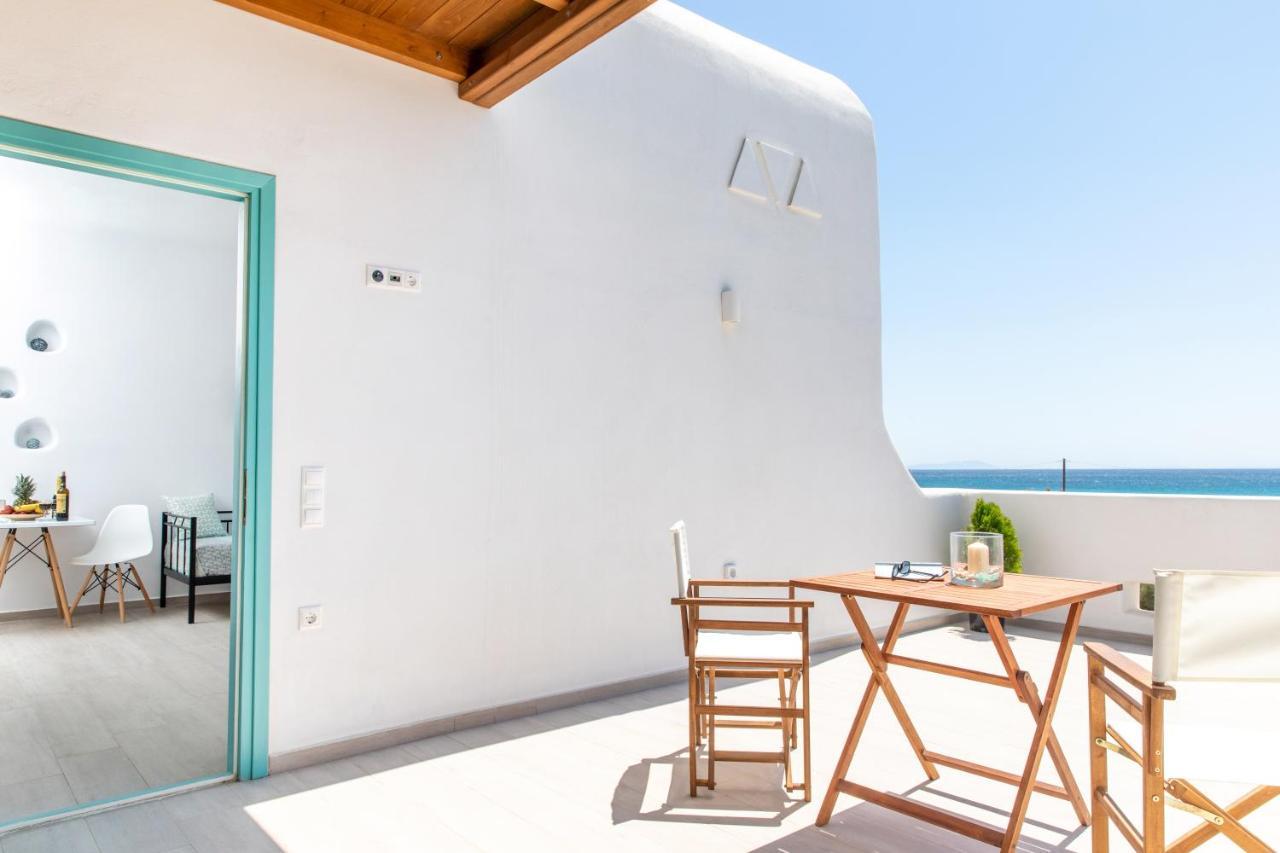 Kalais Sea Vibes, Beachfront Suites - A 10 Minute Drive Away From Naxos Town - Next To The Bus Stop Πλάκα Εξωτερικό φωτογραφία