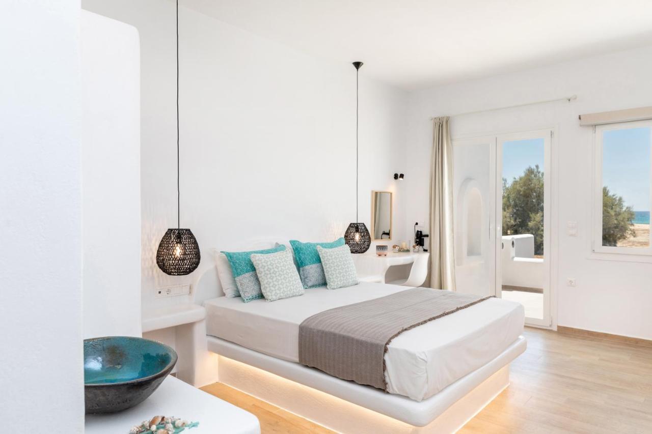 Kalais Sea Vibes, Beachfront Suites - A 10 Minute Drive Away From Naxos Town - Next To The Bus Stop Πλάκα Εξωτερικό φωτογραφία