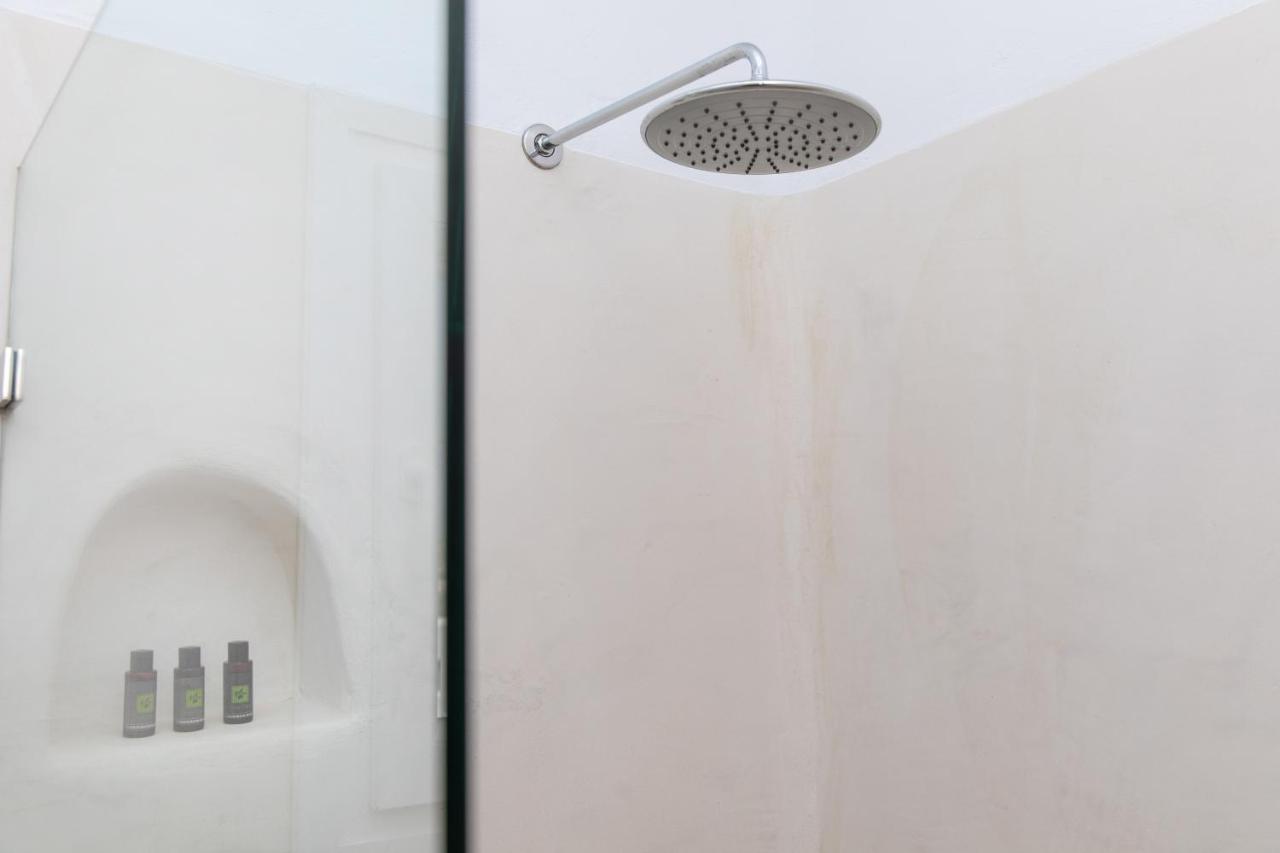Kalais Sea Vibes, Beachfront Suites - A 10 Minute Drive Away From Naxos Town - Next To The Bus Stop Πλάκα Εξωτερικό φωτογραφία
