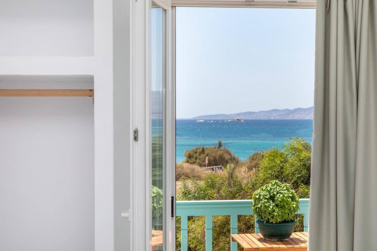 Kalais Sea Vibes, Beachfront Suites - A 10 Minute Drive Away From Naxos Town - Next To The Bus Stop Πλάκα Εξωτερικό φωτογραφία