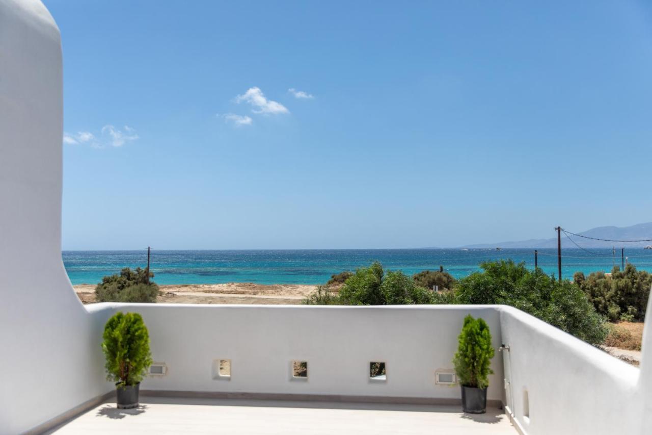 Kalais Sea Vibes, Beachfront Suites - A 10 Minute Drive Away From Naxos Town - Next To The Bus Stop Πλάκα Εξωτερικό φωτογραφία