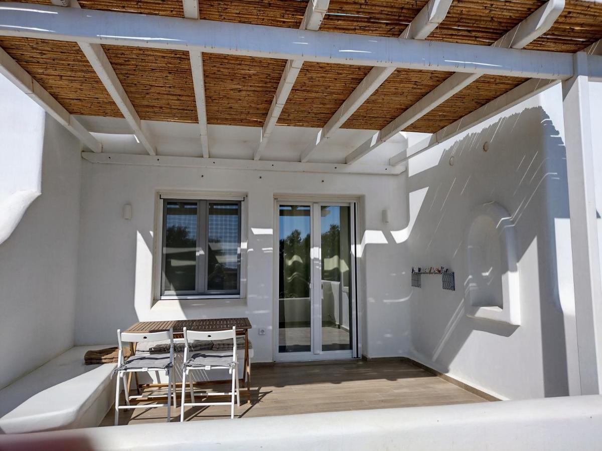 Kalais Sea Vibes, Beachfront Suites - A 10 Minute Drive Away From Naxos Town - Next To The Bus Stop Πλάκα Εξωτερικό φωτογραφία